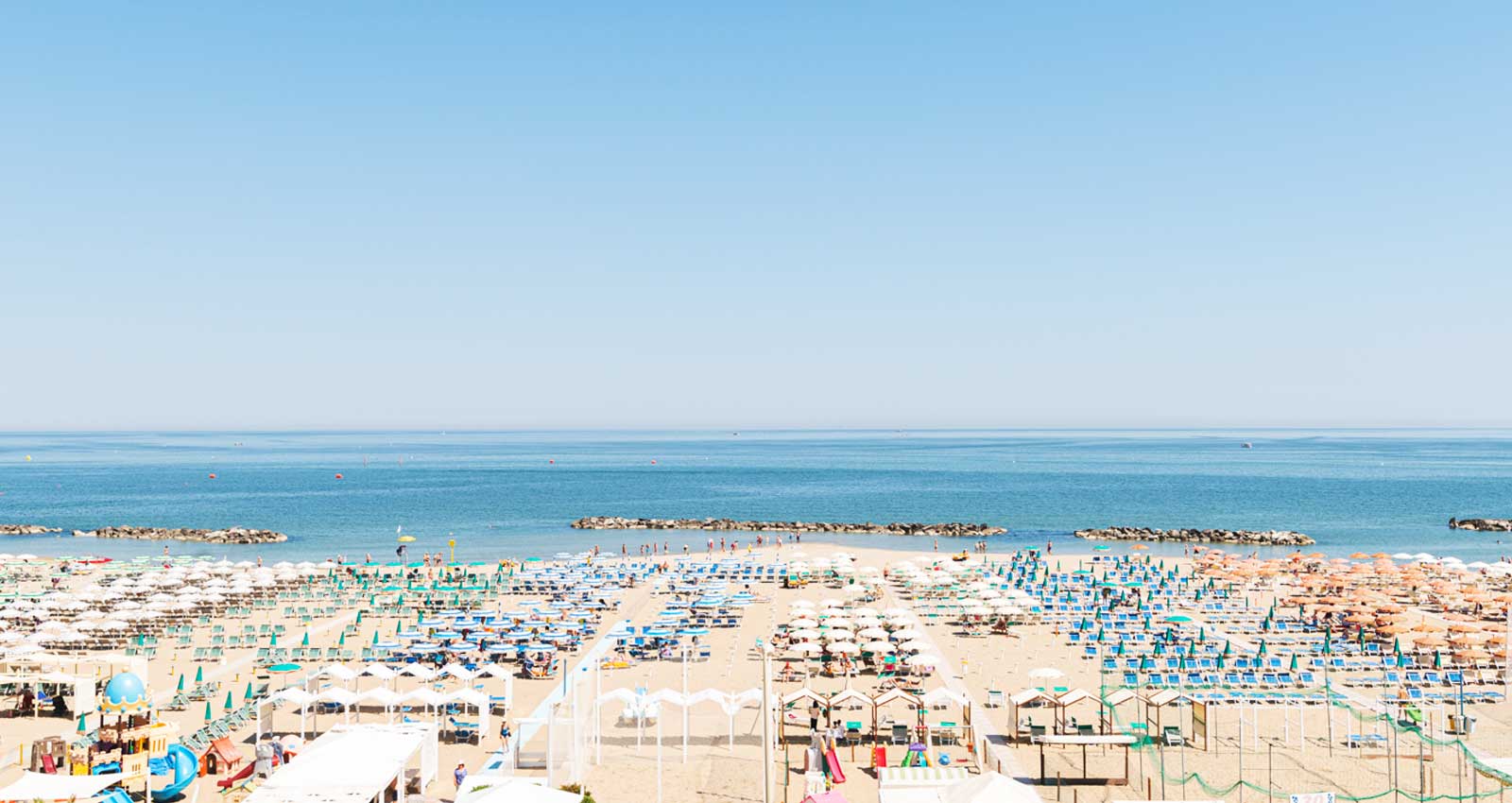 Vista spiaggia dall'hotel